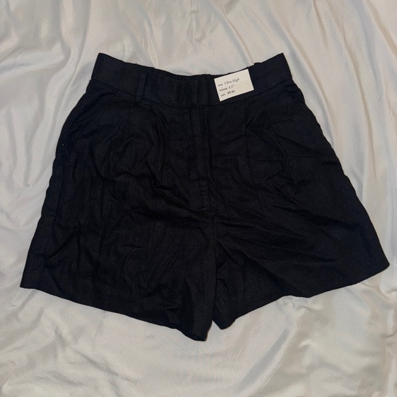 A&F Sloane Ultra High Linen shorts - Picture 2 of 3